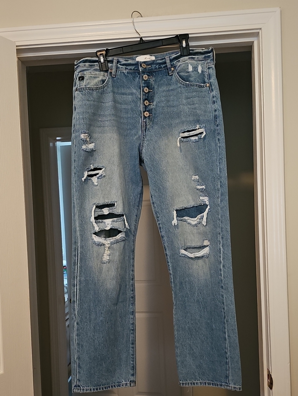 Kancan 90 Boyfriend Jean Size 15/31 Light Blue Distressed Women’s Jeans